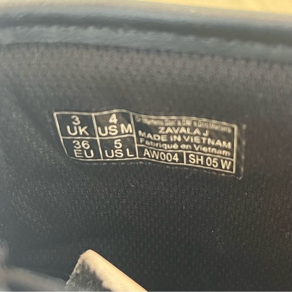 Doc Martens Girls White Boots - Picture 7 of 7